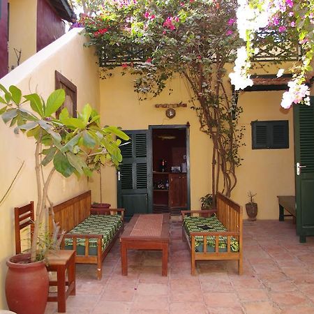 Maison Augustin Ly Gorée Екстериор снимка