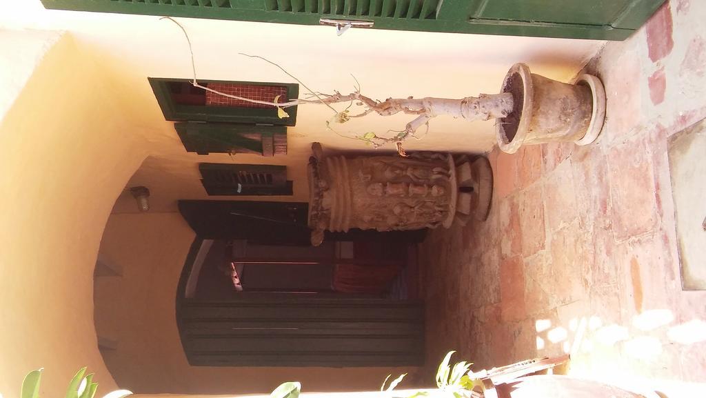 Maison Augustin Ly Gorée Екстериор снимка