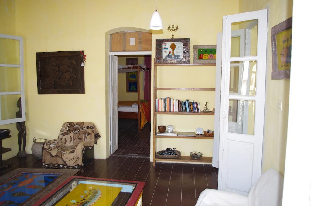 Maison Augustin Ly Gorée Стая снимка